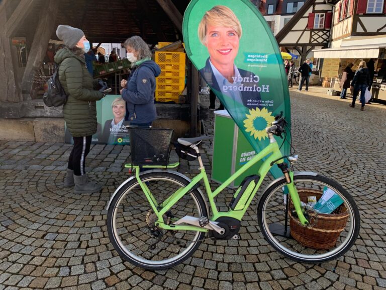 Wahlkampfstände auf dem Markt!