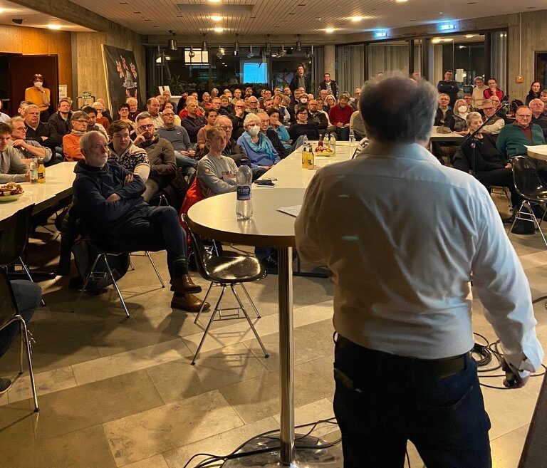 „Wärmewende und Heizung 2.0“ in der Stadthalle weckte immenses Interesse