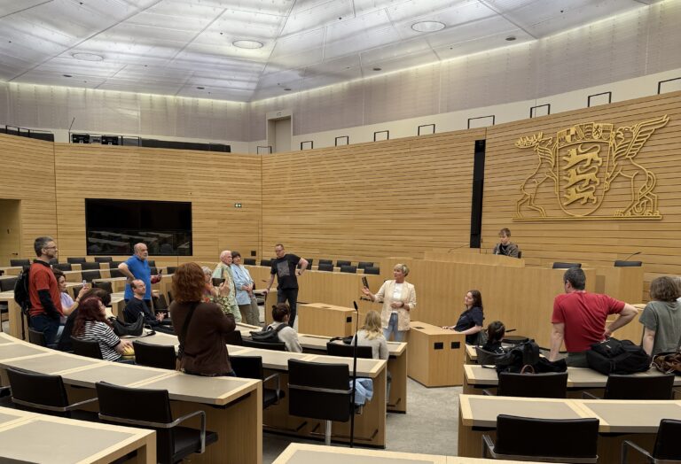 Demokratie zum Anfassen: Zu Gast bei Cindy Holmberg im Landtag